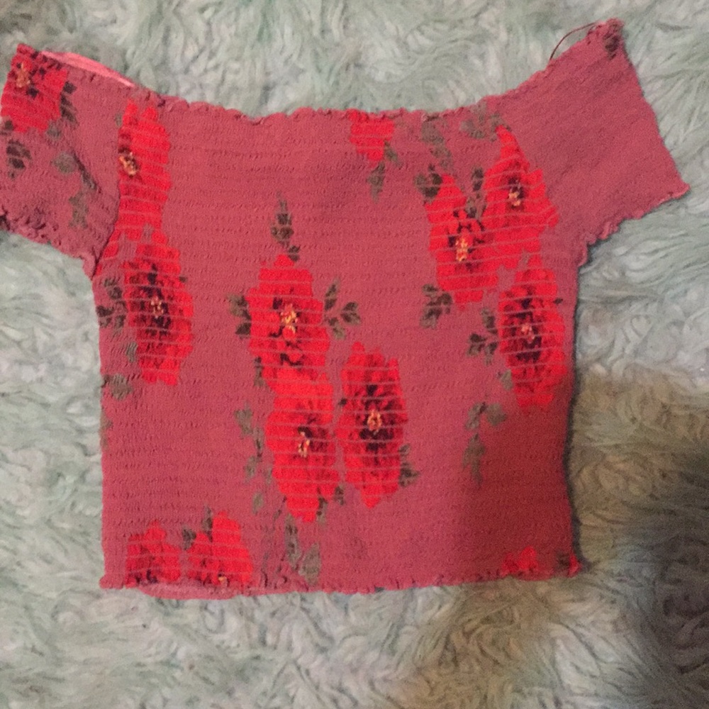 🌸🌺Kendall & Kylie flower stretch crop top 🌸🌺